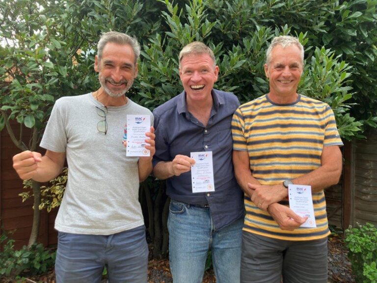 Read more about the article New Assistant Open Water Instructors